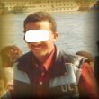 وهذه الصورة في ضوء الشمس تكشف عن مدى تجعُّد شعره